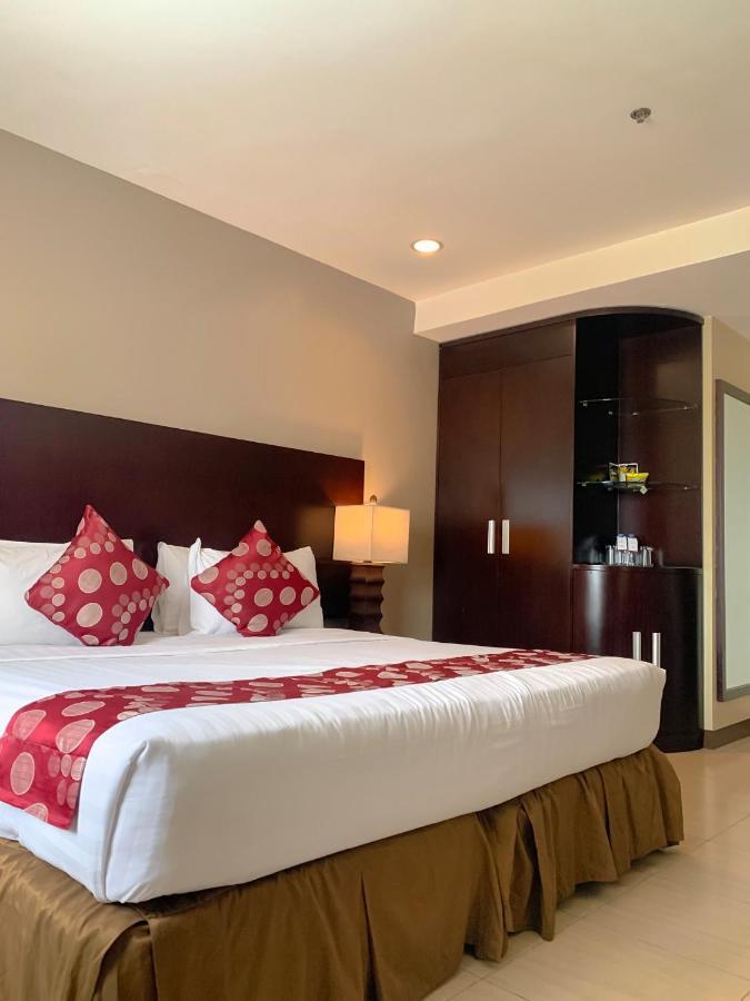 Alpa City Suites Hotel Cebu Екстериор снимка