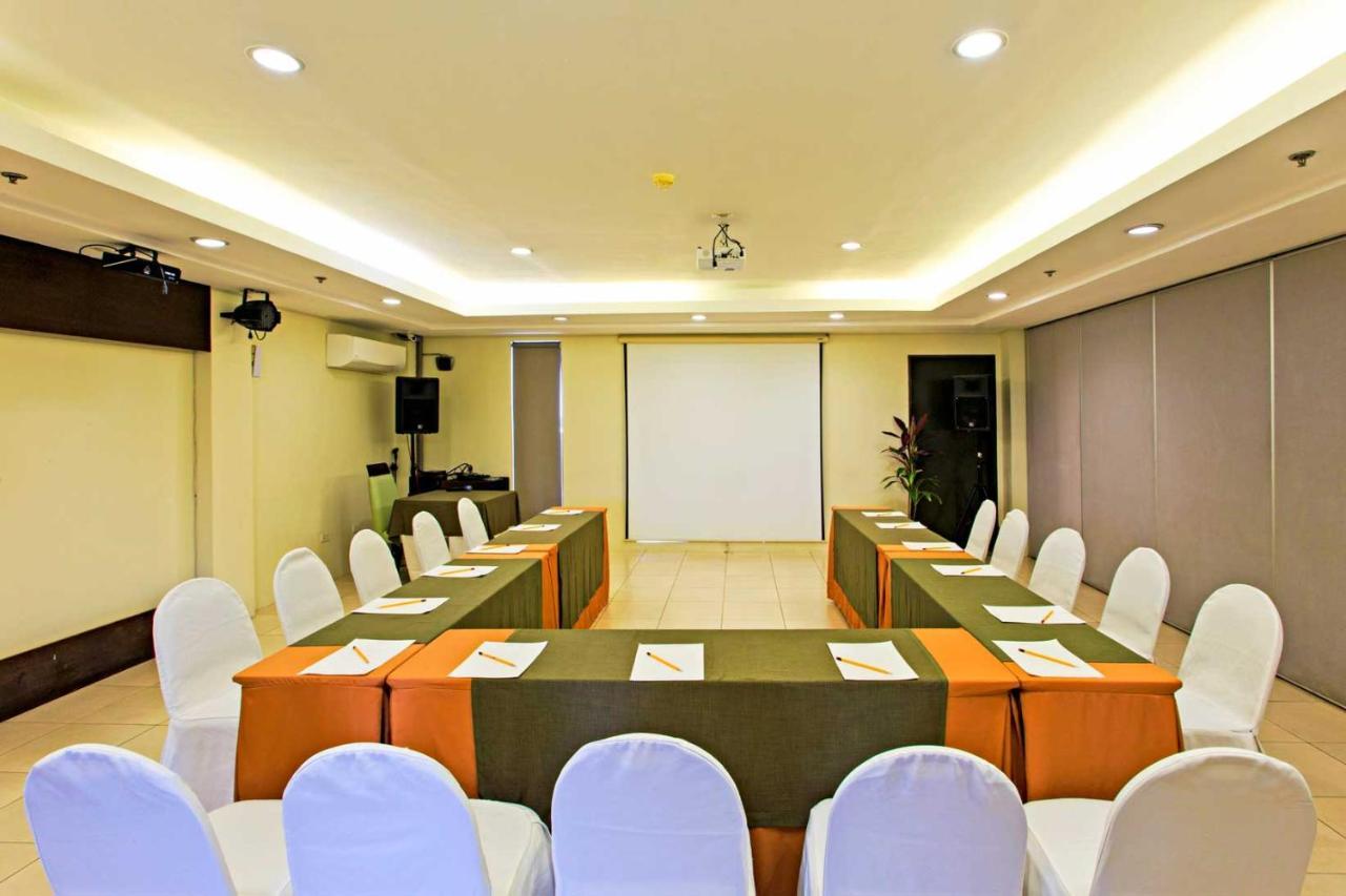 Alpa City Suites Hotel Cebu Екстериор снимка