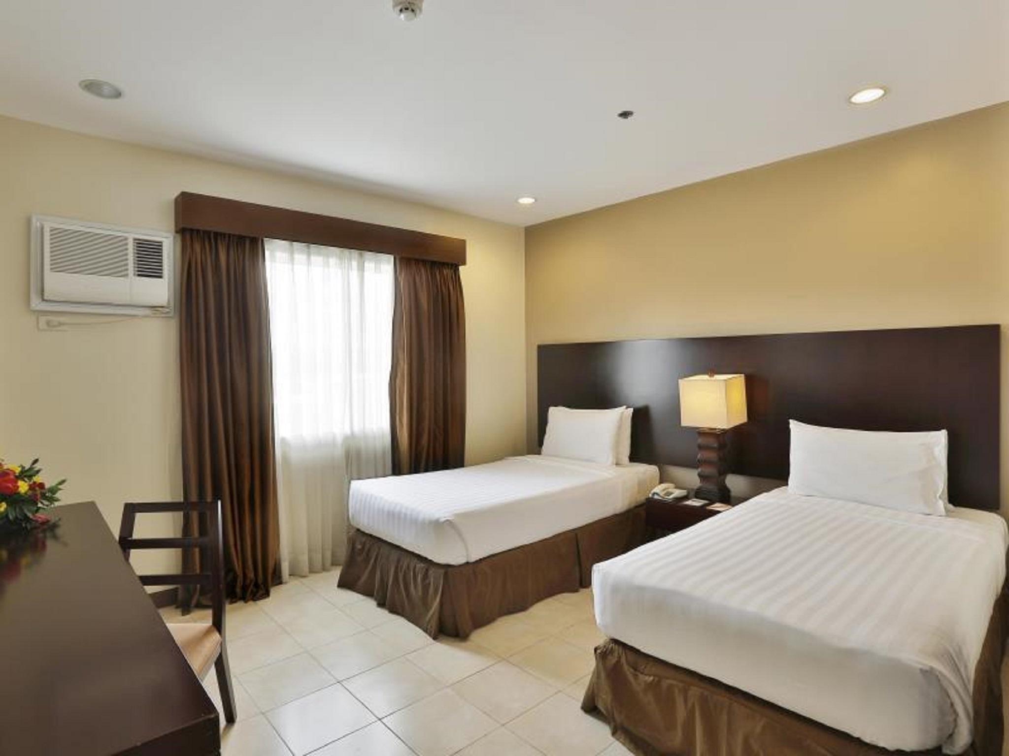 Alpa City Suites Hotel Cebu Екстериор снимка