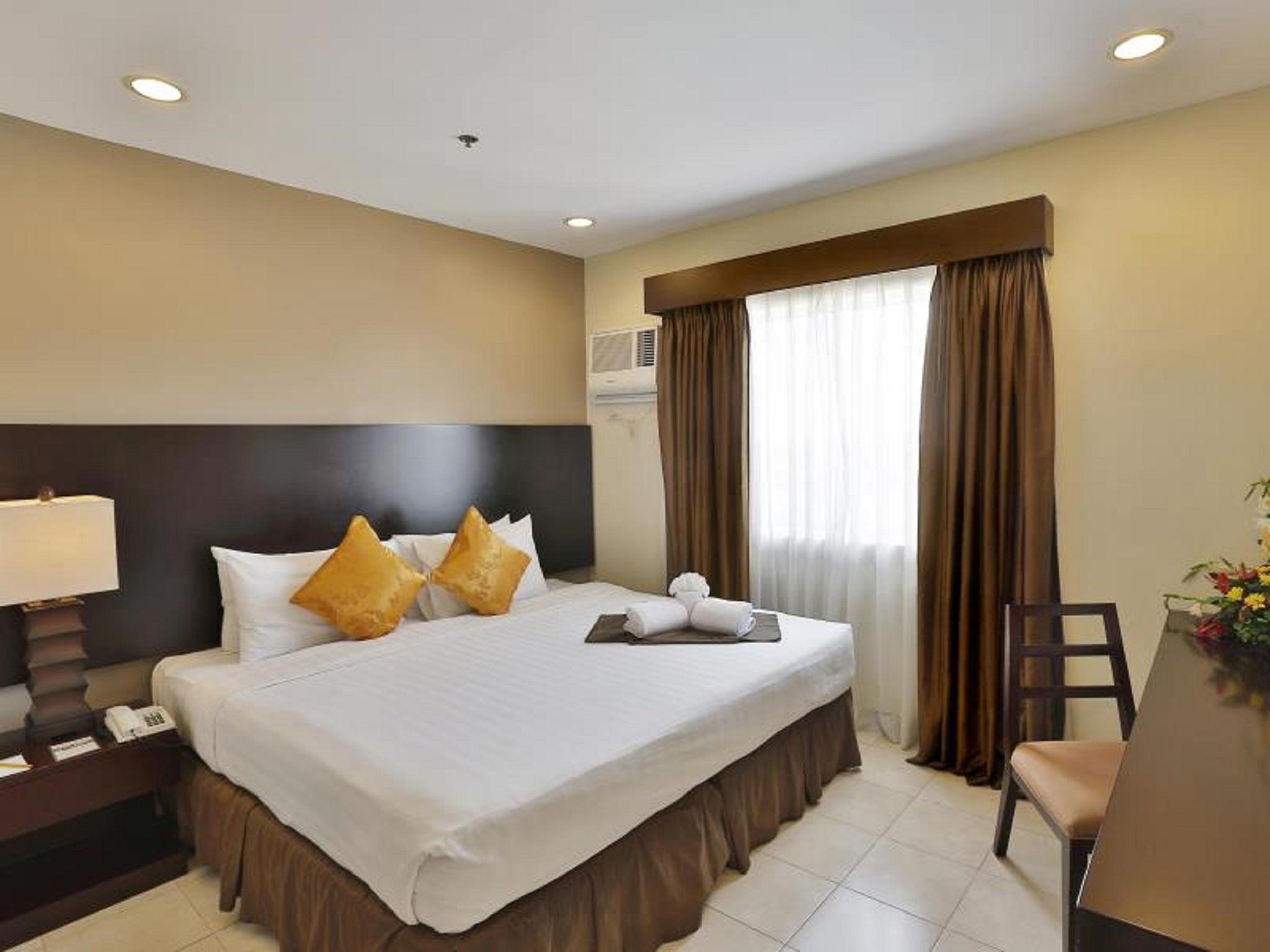 Alpa City Suites Hotel Cebu Екстериор снимка