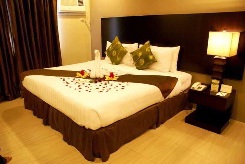 Alpa City Suites Hotel Cebu Екстериор снимка