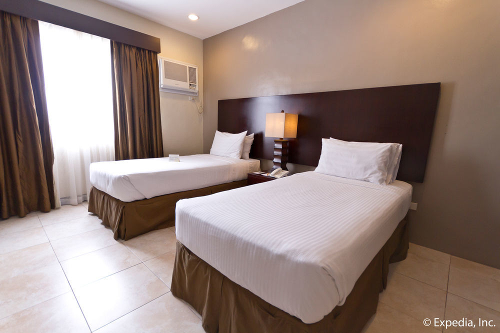 Alpa City Suites Hotel Cebu Екстериор снимка